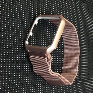 Apple Rose gold bumper cover mesh watch band.